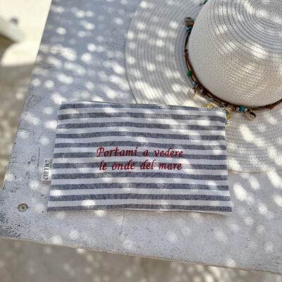 Pochette dell' estate - righe blu