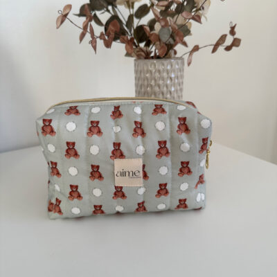 Beauty case Dolce Teddy fondo verde