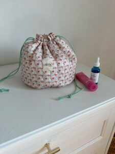 Beauty - Bucket Peachy Beach